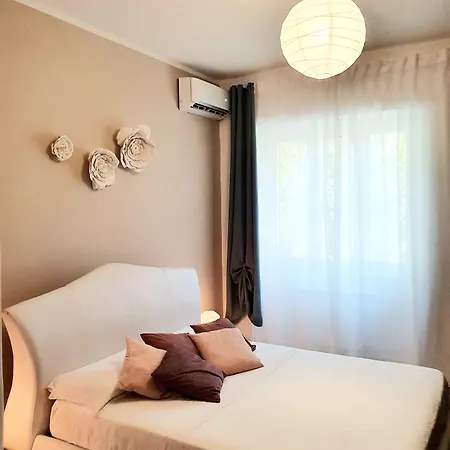 Lemon Sunshine شقة تْشامبينو