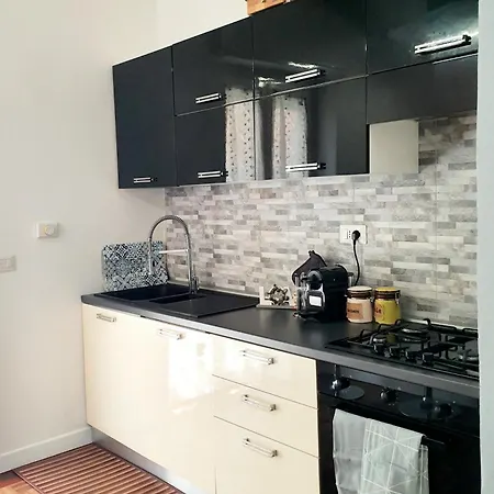 Apartment Lemon Sunshine